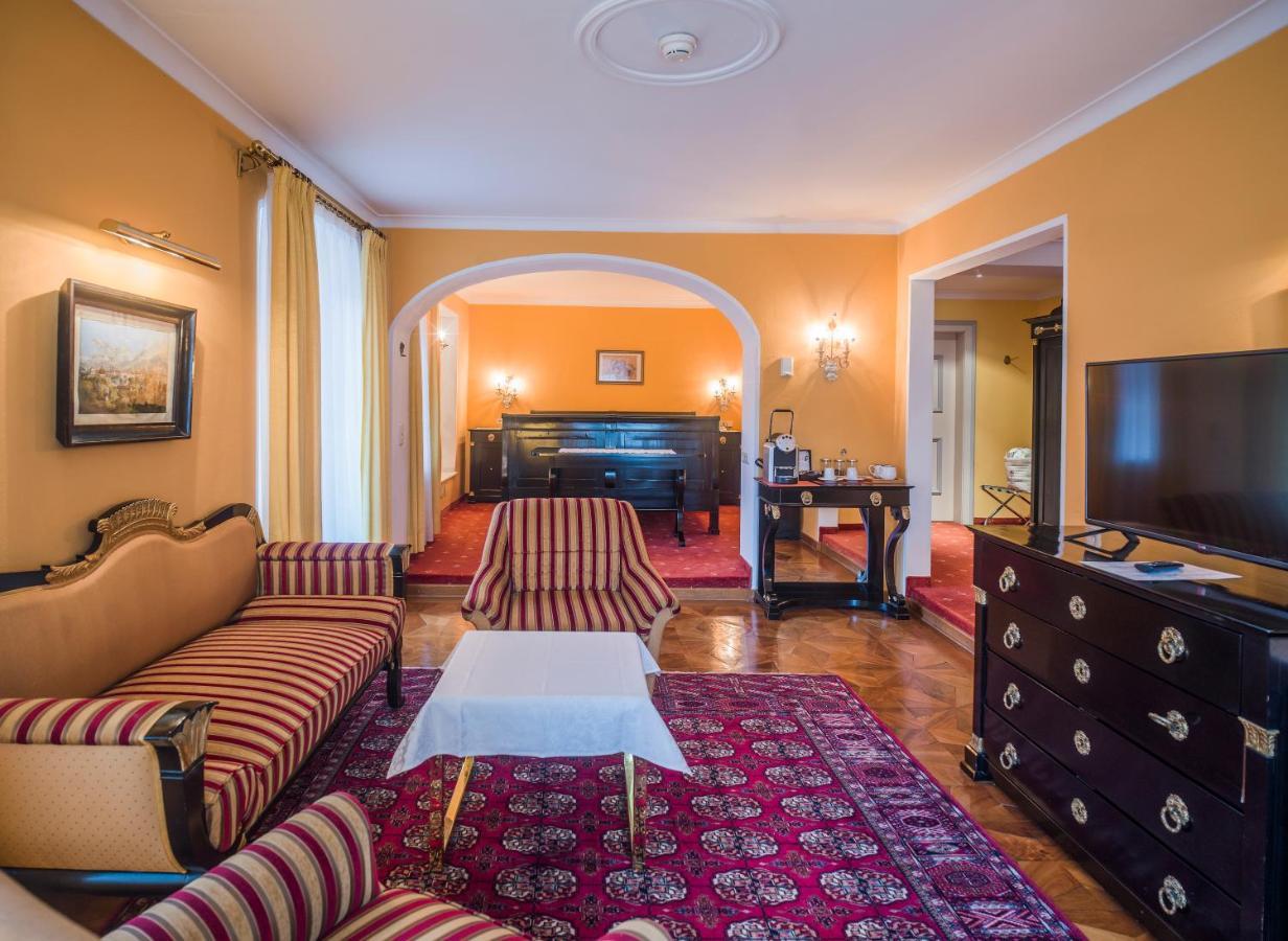 קיצביהל Hotel Tiefenbrunner מראה חיצוני תמונה